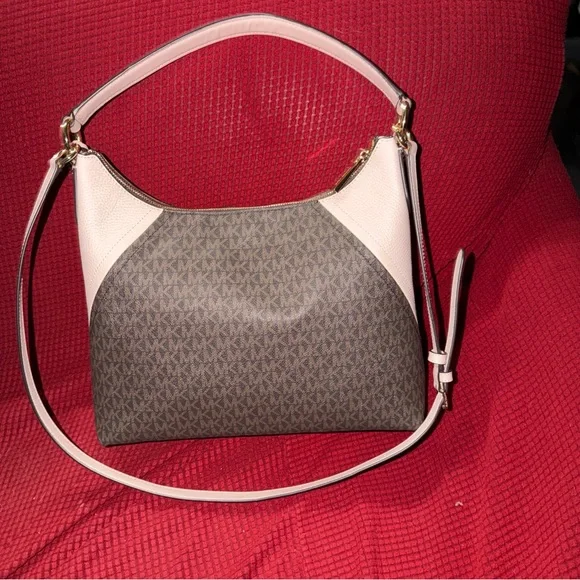 MK Michael Kors Logo Aria Shoulder Bag